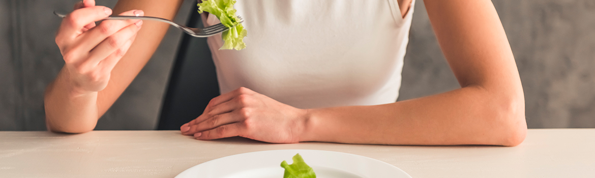 ¿Cómo identificar si mi hijo tiene un trastorno alimenticio?